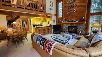 Smart TV, fireplace, DVD player, books