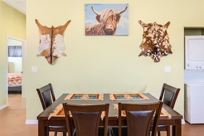 Dining - Experience the Wild West in Style: Unforgettable Getaway in Tombstone, Arizona!! (Tombstone)