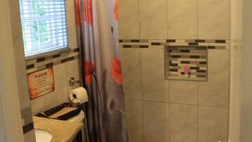 Ferienhaus, 2 Schlafzimmer | Badezimmer