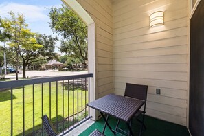 Property grounds - 1/1Apt Cityn Lux Walk To NRG• Med Center • Gym•Pool (Houston)