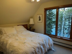 Room - Tranquil Retreat: Cozy Home with Private Deck and Water Views (Steuben)