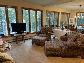 Living area - Tranquil Retreat: Cozy Home with Private Deck and Water Views (Steuben)