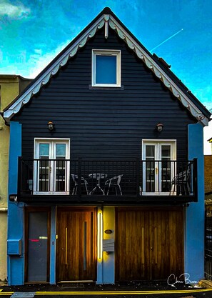 Exterior - The Coach House - Your Perfect Private Getaway - Private Parking (Brighton and Hove)