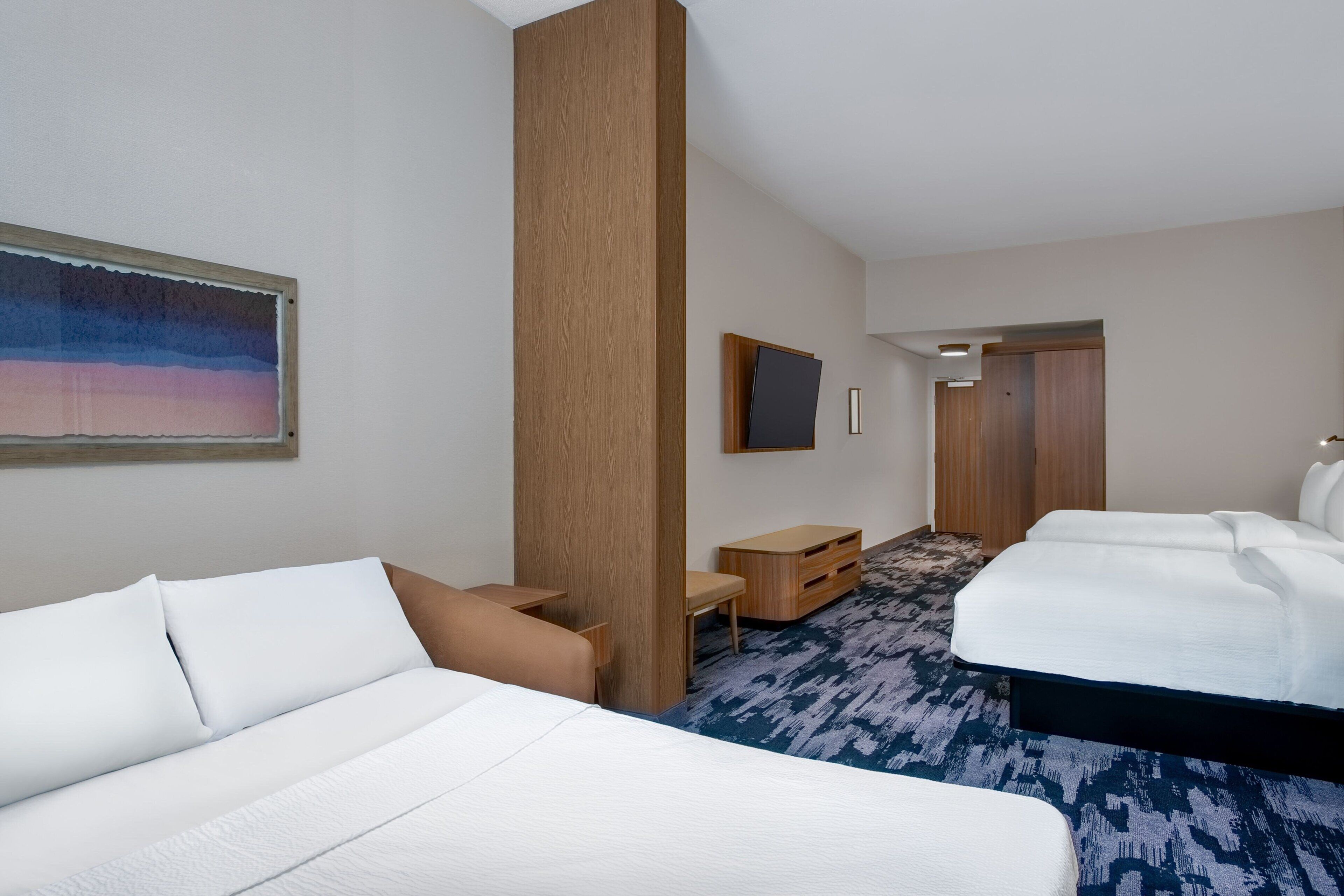 Free WiFi, bed sheets