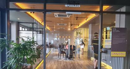 Ceylonz Suites KL Bukit Bintang with Infinity pool overlooking KLCC and KL Tower