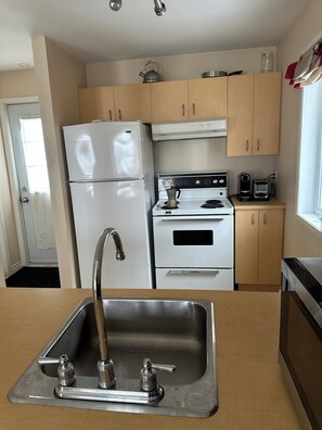 Micro-ondes, lave-vaisselle