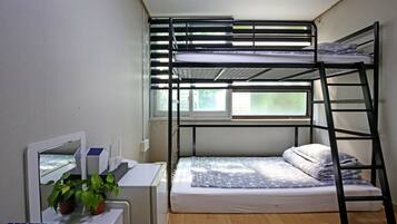 Basic Twin Room | 1 bedroom, free WiFi, bed sheets