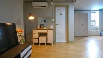 Family Room | Free WiFi, bed sheets