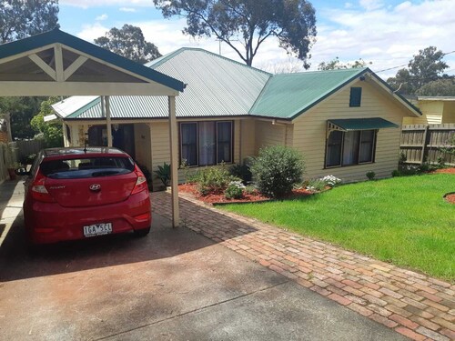 Cute cottage in the suburbs