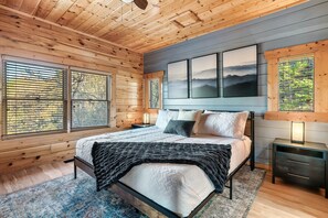 5 soverom, strykejern/-brett, wi-fi og sengetøy