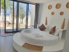 Deluxe Bungalow, Garden View