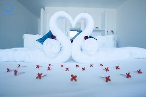 1 bedroom, premium bedding, in-room safe, desk - Luna Resort Koh Rong  (Koh Rong)
