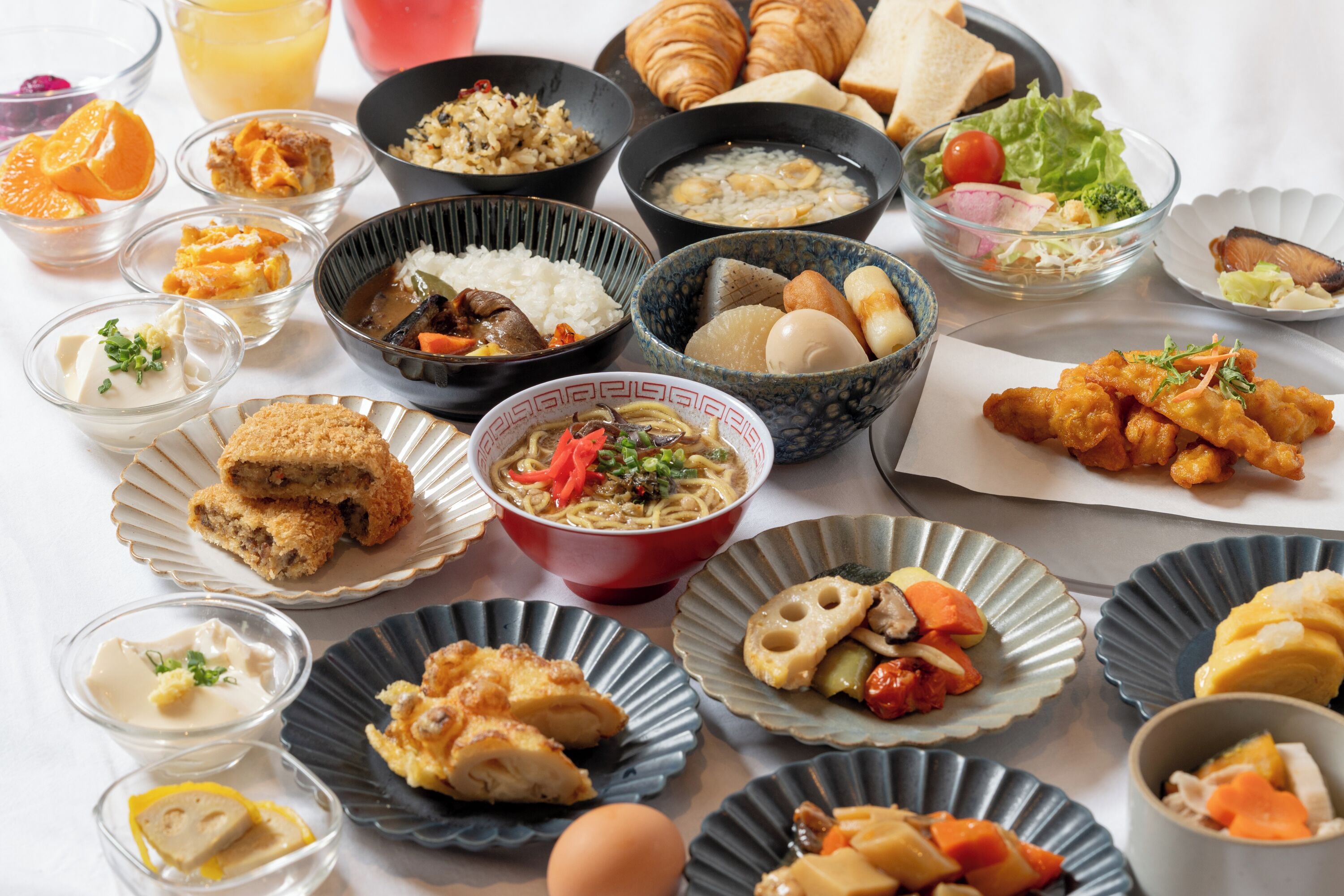 Daily buffet breakfast for a fee