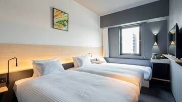 Habitación triple familiar, 3 habitaciones, para no fumadores | Ropa de cama de alta calidad y insonorización