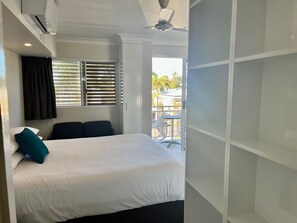 1 bedroom, iron/ironing board, free WiFi, bed sheets
