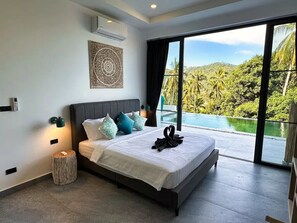4 bedrooms, iron/ironing board, WiFi, bed sheets - Villa Camille - Sea View - 4 Bedrooms
(Koh Samui)
