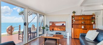 Beachfront Holiday Cottage