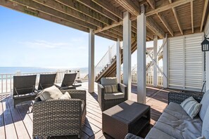Terrace/patio - Betty Lou's State of Mind at Ocean Isle Beach, hot tub, Ocean Front with amazing views (Ocean Isle Beach)