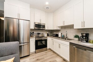 Fridge, microwave, oven, stovetop - Modern Legal suite near Airport, Hospital, South common, Henday, 91 St, Town Ctr (Edmonton)