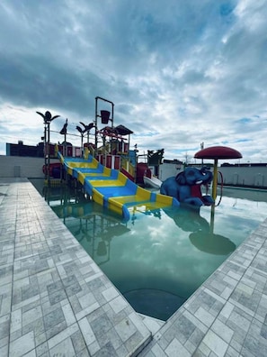 Indoor pool - Ivory Park Hotel (Nakuru)