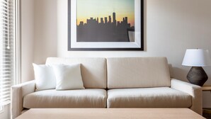 Unclassified image, 2 of 17, button - Kasa 1BD With Views of Reunion Tower Dallas (Dallas)