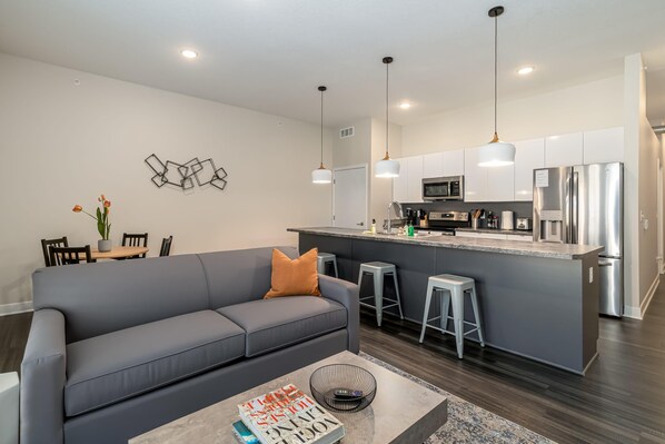 2 bedrooms