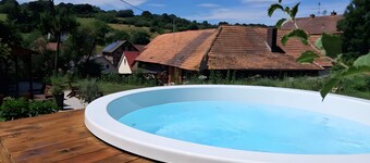 Casa de vacaciones CosyHome Vogelsberg: chimeneas, gran jardín y moderna equipación