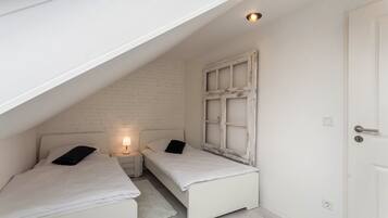 1 Schlafzimmer, BĂŒgeleisen/BĂŒgelbrett, kostenloses WLAN, BettwĂ€sche