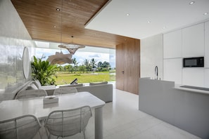 Deluxe-Villa, 1 Schlafzimmer, eigener Pool | Eigene Küche | Kühlschrank, Mikrowelle, Wasserkocher mit Kaffee-/Teezubehör, Toaster