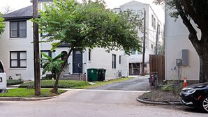 Uklassifisert bilde, 5 av 16, knapp