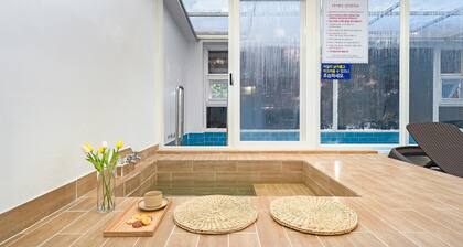 Gyeongju Jullietapoolvilla&kidspension