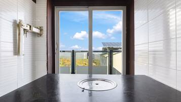 Kamar Basic, 1 kamar tidur (Couple402) | 1 kamar tidur dan Wi-Fi gratis