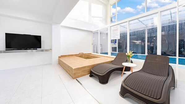 Habitación básica, 2 habitaciones (Pool2) | 1 habitación y wifi gratis 