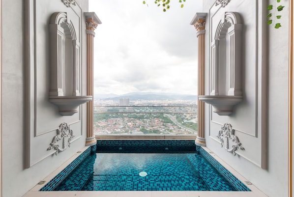 Hot springs - Arte Cheras at Kuala Lumpur (Kuala Lumpur)