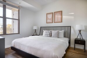 1 室のベッドルーム、アイロン / アイロン台、WiFi、ベッドシーツ