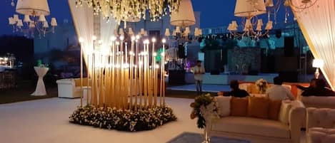 Espace de banquet Ă lâextĂ©rieur