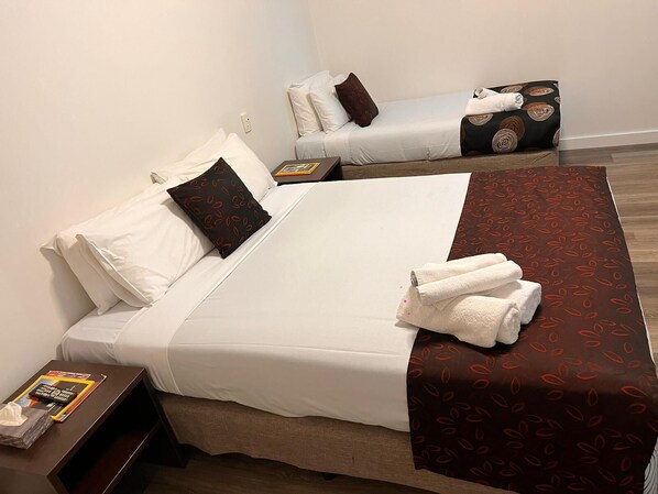 1 bedroom, iron/ironing board, bed sheets