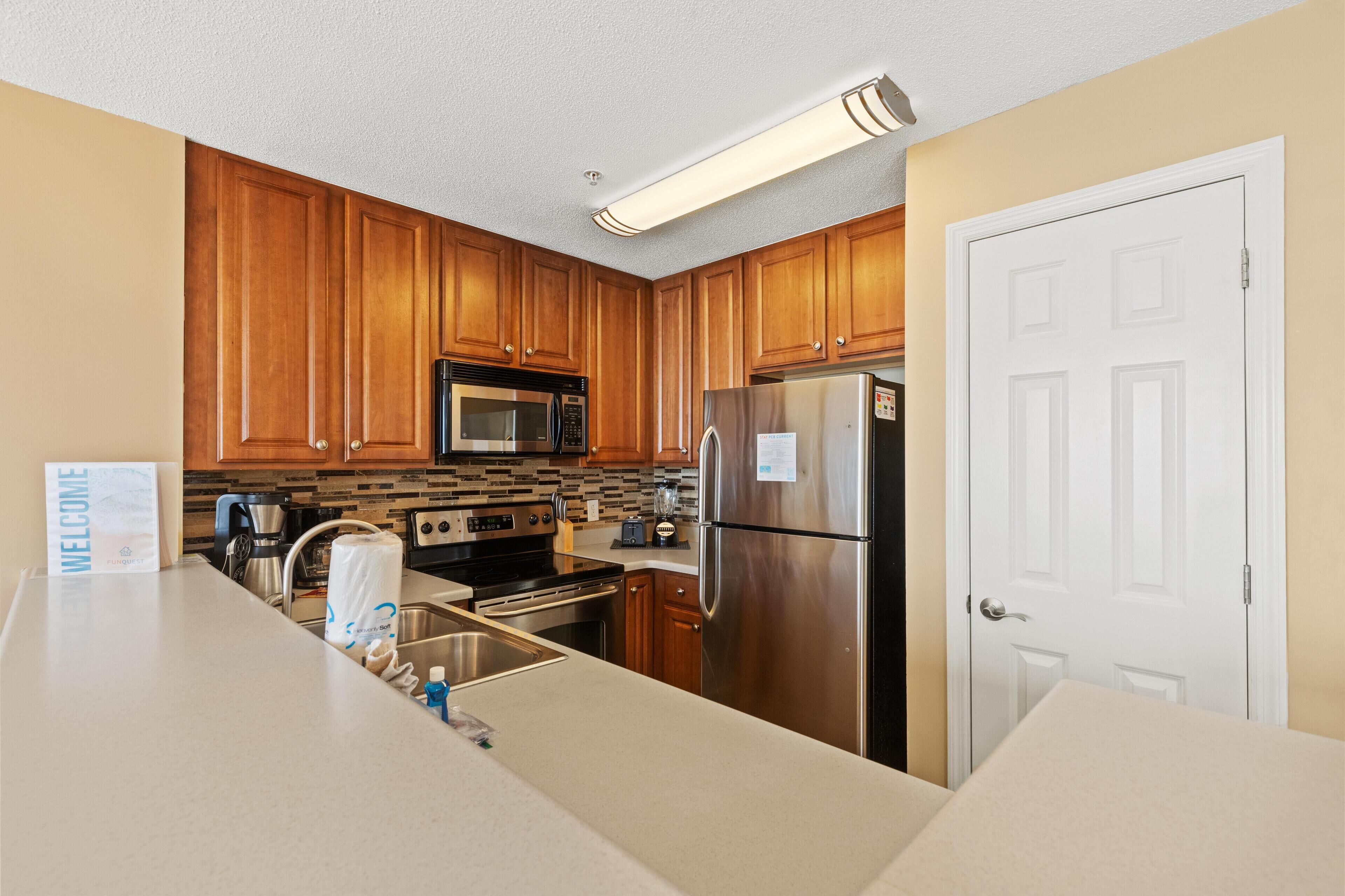 Condo, Multiple Beds (Seychelles 205 ) | Private kitchen | Oven, toaster