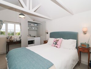Cottage | 1 bedroom, individually decorated, individually furnished, free WiFi - The Potting Shed (Langport)