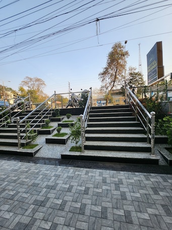 Exterior. Hotel Priyanka International