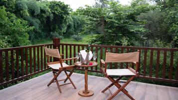 Family Room | Balcony