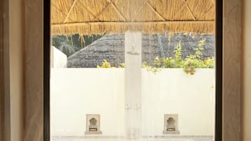 Đồ dùng nhà tắm miễn phí, áo choàng tắm, dép đi trong nhà