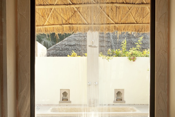 Free toiletries, bathrobes, slippers, bidet