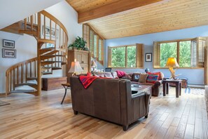 Unclassified image, 2 of 29, button