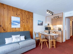 Interior - Les Tommeuses (Val Claret) by Interhome (Tignes)