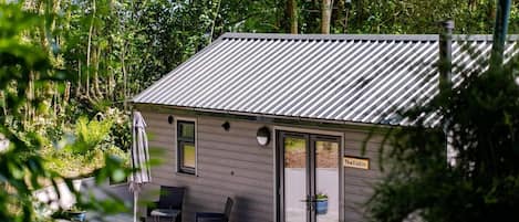 Cabin | Ngoại thất