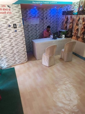 Reception - Goroomgo Happy palace Gaya (Gaya)