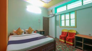 Deluxe Double Room, City View | Free WiFi, bed sheets