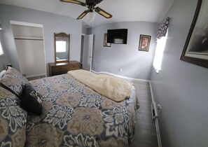 2 dormitoris, planxa i posts de planxar, wifi i roba de llit 