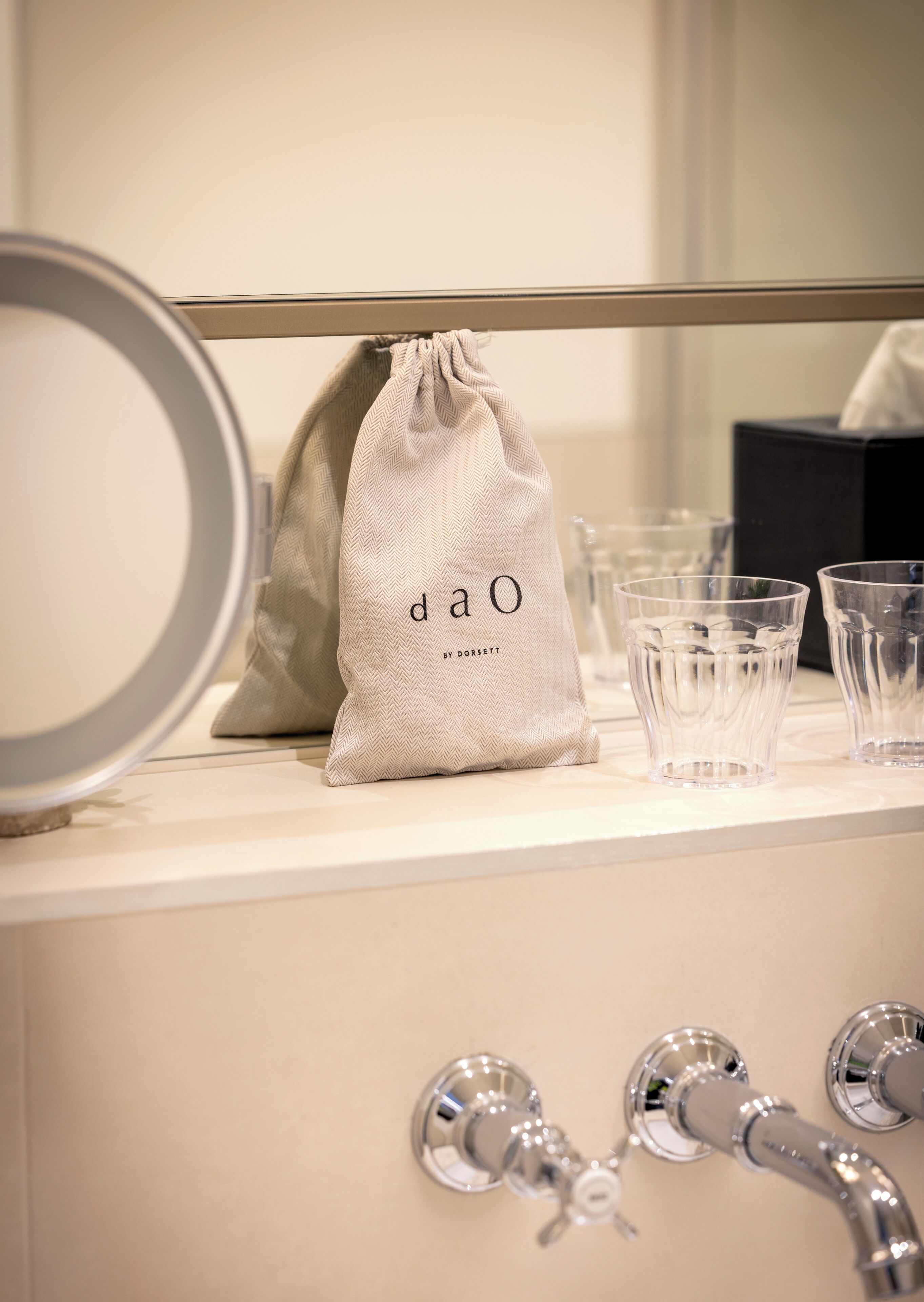 Photo - Dao by Dorsett North London